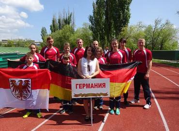 Eric Struck und Johann Krautz gemeinsam mit dem Team Lausitz im russischen Wolgograd.