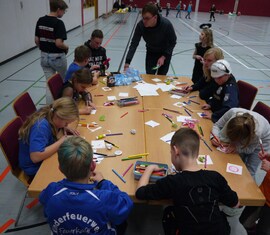 Spielen, Toben, Spaß haben war in der großen Mehrzweckhalle für alle möglich.