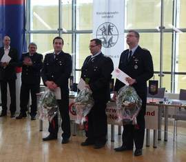 Ausgezeichnet mit dem Ehrenzeichen der Landesjugendfeuerwehr Brandenburg in Silber: Tino Weber, Enrico Schulze und Clemens Meyer.