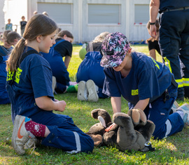 Leben zu retten ist nicht schwer. Schön die Jüngsten wissen, dass Erste Hilfe Leben rettet.