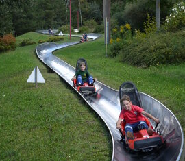 Auf Grund eines Angebotes vom Erlebnispark Teichland konnten Kinder und Betreuer Eineinhalb Stunden den gesamten Erlebnispark nutzen.