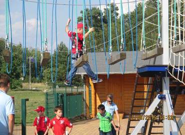 Klettern im Erlebnispark Teichland.