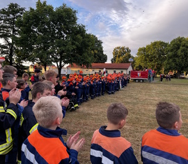 Impression der Eröffnung des Jugendlagers