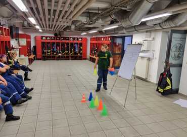 Theoretische Ausbildung zu den Aufgaben der Mannschaft nach Feuerwehr-Dienstvorschrift 3