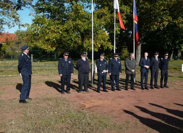 Ehrengäste zur Eröffnung der Abnahme Leistungsspange und Jugendflamme Stufe 3 am 12. Oktober 2024 auf dem Sportplatz in Drebkau