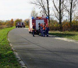 Folgeeinsatz - Ölspur im Gewerbegebiet