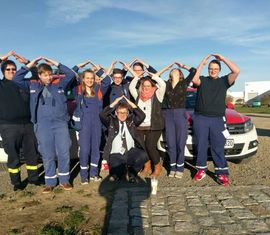 Ein Zwischenstop auf der Rückfahrt in die Heimat, wurde für ein Gruppenfoto mit der Abschließenden Meinung "DAS WAR SPITZE" genutzt.