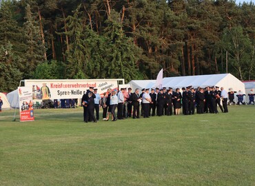 Zur Eröffnung waren zahlreiche Führungskräfte der Feuerwehren und Gäste angereist.